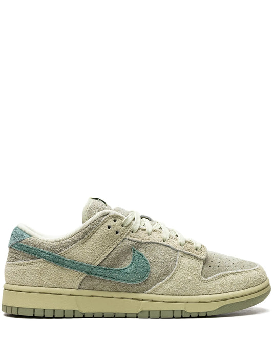 Dunk Low Olive Aura